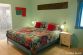Master-Schlafzimmer mit angrenzendem Bad